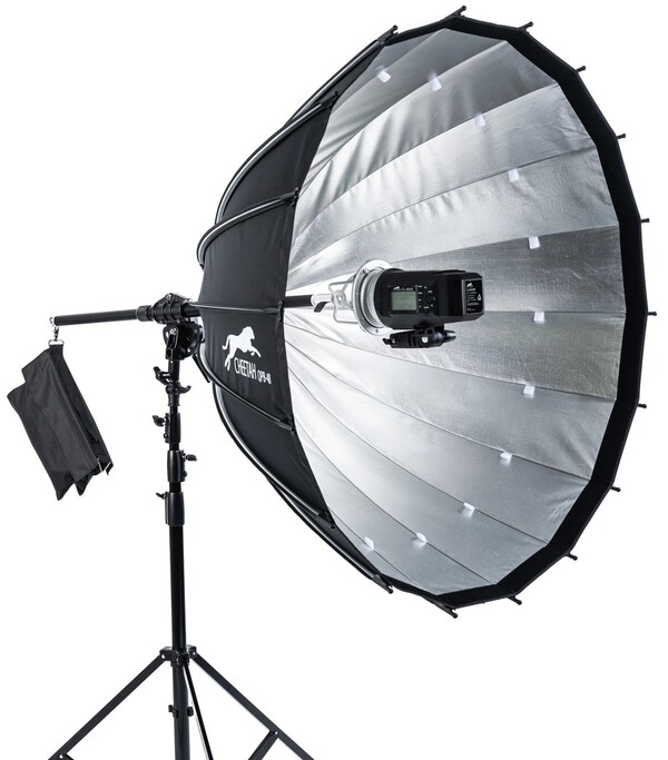 Cheetah QPB-48 with Focusing System Softbox
